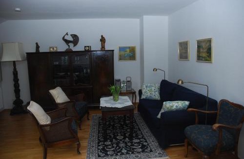 Gaarden-Sud - Kronsburg Apartamento | Ferienwohnung Grünes Herz