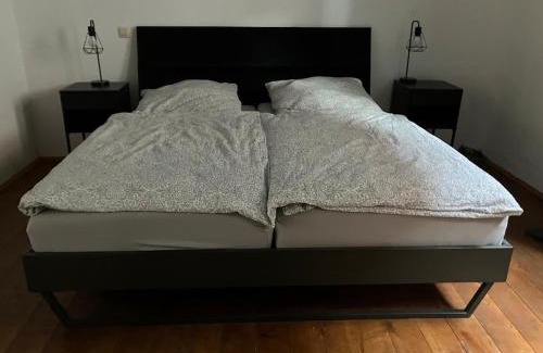 Steinweiler Apartamento | Ferienwohnung im Denkmal
