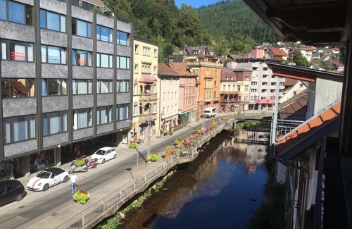 Bad Wildbad Apartamento | Ferienwohnung im Herzen Bad Wildbads