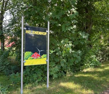 Pewsum Apartamento | Ferienwohnung im idyllischen Gulfhof