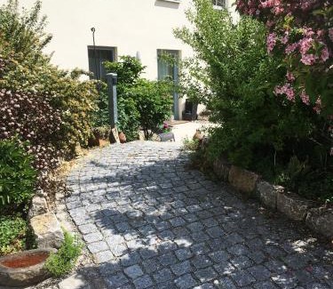 Wiesenbronn Apartamento | Ferienwohnung Im Schiller