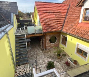 Fuerstenfeld Apartamento | Ferienwohnung im Thermenland