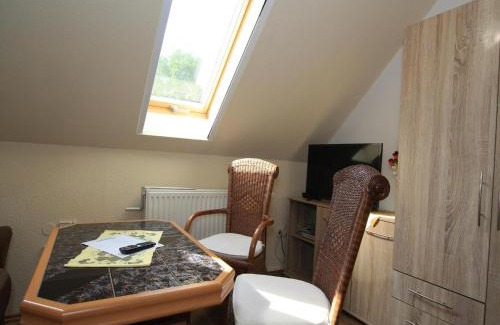 Weiag Apartamento | Ferienwohnung in Luckaitztal-Gosda mit Parkplatz, cleaning included