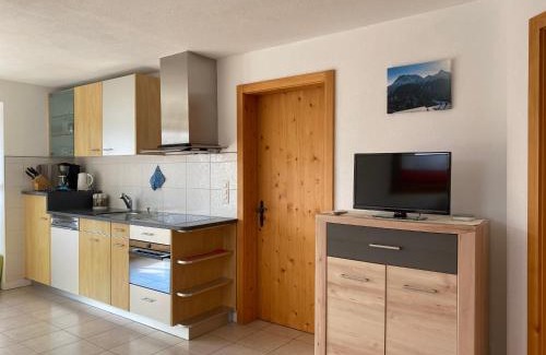 Tschlin Apartamento | Ferienwohnung in Tschlin mit Panoramablick