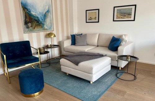 Eckernfoerde Apartamento | Ferienwohnung "JungfernEcke" mit Sauna, Hafenspitze Quartier
