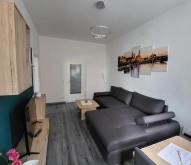 Loebtau Apartamento | Ferienwohnung Kaiser