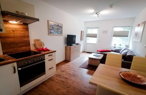 Zutzen Apartamento | Ferienwohnung Kirsche - En el árbol frutal
