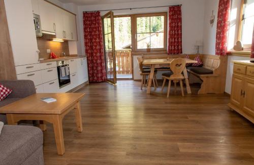 Steeg Apartamento | Ferienwohnung Lech'tl