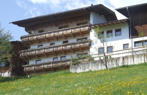 Ried im Zillertal Apartamento | Ferienwohnung Lehenhof