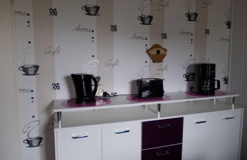 Nenndorf Apartamento | Apartment Lighthouse Rosina oasis para niños, balcón con silla de playa, jardín, bicicletas, WiFi,