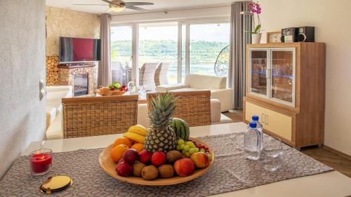 Schalkenmehren Apartamento | Ferienwohnung Maarpanorama in Schalkenmehren am See