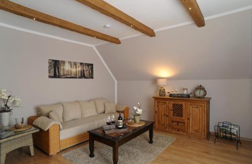 Schalkenmehren Apartamento | Ferienwohnung Maarland