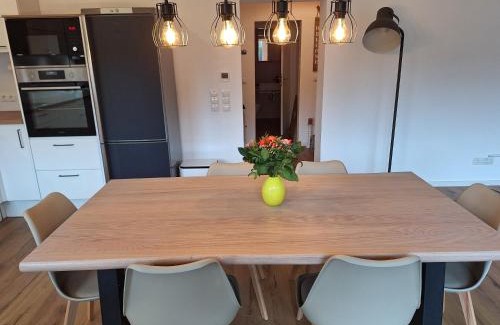Ahr - Middle Rhine Apartamento | Ferienwohnung Maison Confortable mit Sonnenterrasse und Garten, Bad Ems, Koblenz, Montabaur, Wandern, Radfahren, Mountanbiketouren