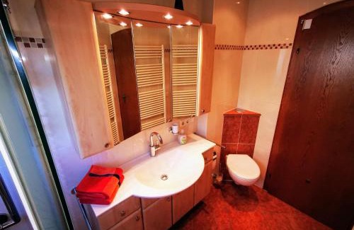 Glees Apartamento | Ferienwohnung Maria Laach 3