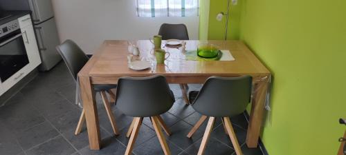 Glees Apartamento | Ferienwohnung Maria Laach