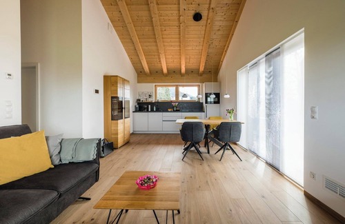 Grainbach Casa | Ferienwohnung mit Bergblick und 2 Separaten Schlafzimmern
