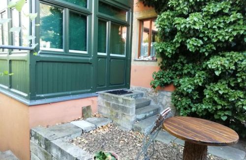 Dresden Apartamento | Ferienwohnung mit Charme in Dresden Pillnitz EG