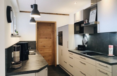 Lichtenfels Apartamento | Ferienwohnung mit Ebenerdiger Terrasse und Balkon