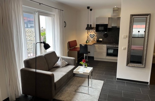 Lichtenfels Apartamento | Ferienwohnung mit Ebenerdiger Südterrasse