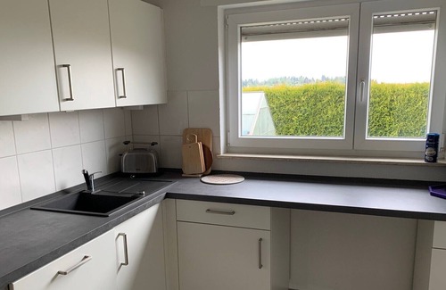 Alfdorf Apartamento | Ferienwohnung mit Großer Terrasse und Garten zu Vermieten