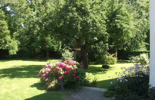 Eriskirch Apartamento | Ferienwohnung mit Großem Garten