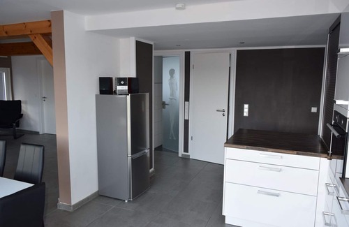 Zirndorf Apartamento | Ferienwohnung mit Südbalkon