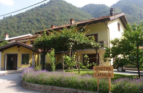 Tolmin Apartamento | Ferienwohnung Mit Eigener Sonnenterrasse