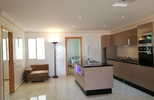 Cite Al Mohammadi Apartamento | Ferienwohnung mit Stadt-und Meersicht