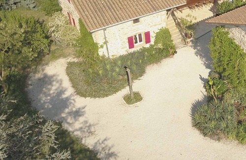Marsaz Apartamento | Ferienwohnung mit Verwarmten Pool bis 4 Personen