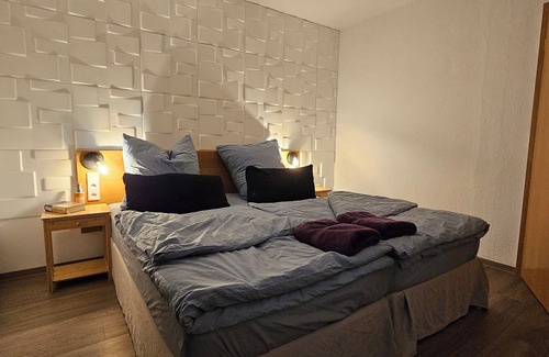 Zitzschewig Apartamento | Ferienwohnung mit Weinbergblick Nähe Schloss Wackerbart