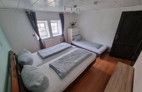 Ahnatal-Weimar Apartamento | Ferienwohnung/Monteurwohnung im Herzen von Ahnatal