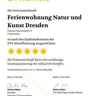 Loschwitz Apartamento | Ferienwohnung Natur und Kunst