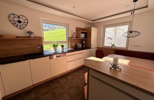 Mayrhofen Apartamento | Ferienwohnung Nr. 4 für 8 Personen - Appartementhaus Zillertal