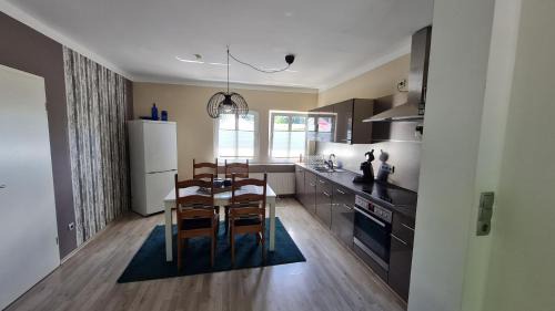 Halbs Apartamento | Ferienwohnung Ollywood, Natur pur im Westerwald, 2 bis 4 Personen
