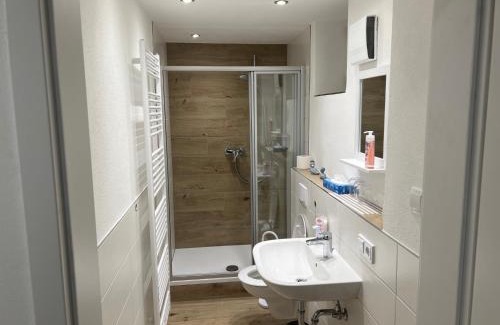 Obernburg Apartamento | Ferienwohnung Raiffeisenstraße -groß-