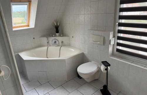 Oberdorla Apartamento | Ferienwohnung Reinsdorf