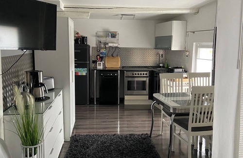 Schonebeck Apartamento | Ferienwohnung Sarah für 9 Personen