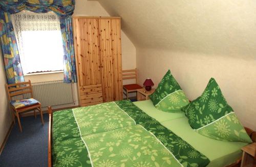 Hillscheid Apartamento | Ferienwohnung Sauer