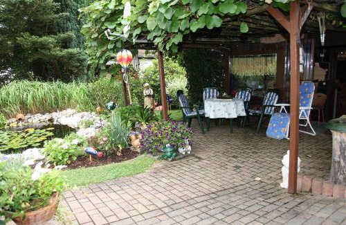 Hillscheid Apartamento | Ferienwohnung Sauer
