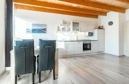 Tannenhausen Apartamento | Ferienwohnung Seepferdchen für 3 Personen am Badesee Tannenhausen