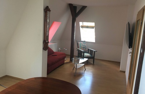 Gera Apartamento | Ferienwohnung Sehr Zentral, Neben Gera HBF