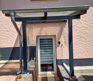 Losheim am See Apartamento | Ferienwohnung Sonnenwinkel