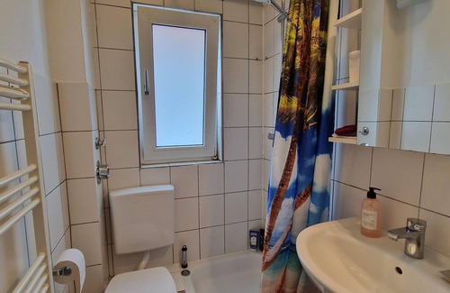 Suchsdorf Apartamento | Ferienwohnung Speh - apartment/apartment, shower, WC