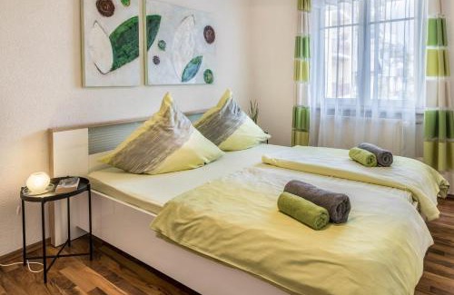 Altstadt Apartamento | Ferienwohnung Stachel A