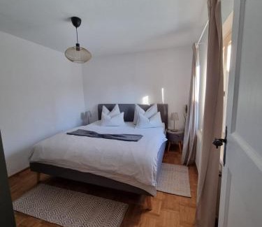 Toster Apartamento | Ferienwohnung Tostner Burgblick