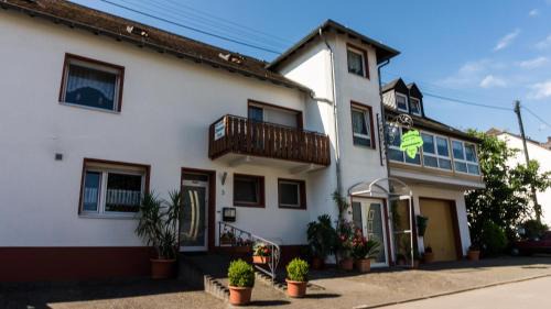 Mehring Apartamento | Ferienwohnung und Gästezimmer Reis-Kohl