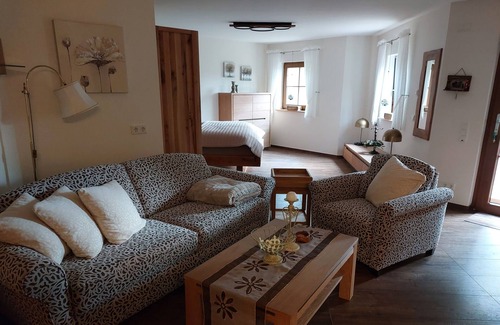 Dipperz Apartamento | Ferienwohnung Unterm Stellberg in der Schönen Rhön-haustierfreundlich