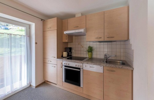 Schwendau Apartamento | "Ferienwohnung Valentina" Cerca de las estaciones de esquí de Penken y Ahorn con vistas a la montaña