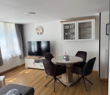 Bad Langensalza Apartamento | Ferienwohnung Vierjahreszeiten Sommer