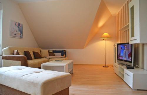 Schenkendobern Casa | Ferienwohnung Wiesenblick